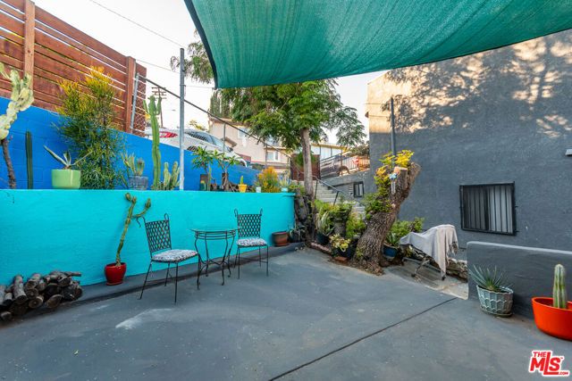 1556 Rollins Drive, Los Angeles, CA 90063