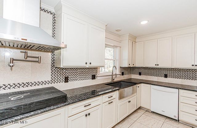 2141 Mcnair Road, Tarboro, NC 27886