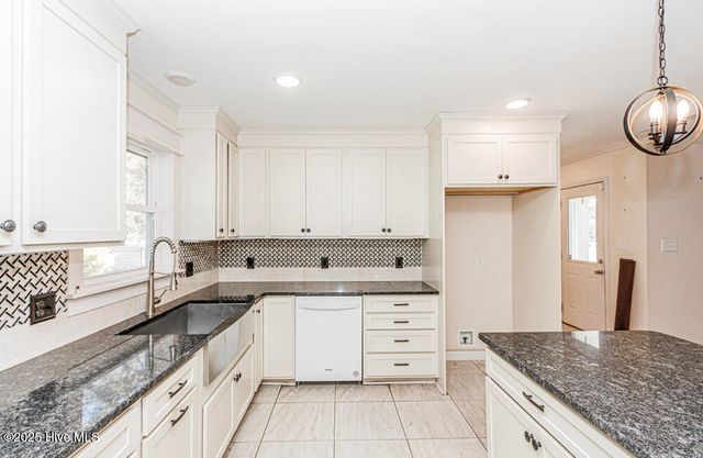 2141 Mcnair Road, Tarboro, NC 27886