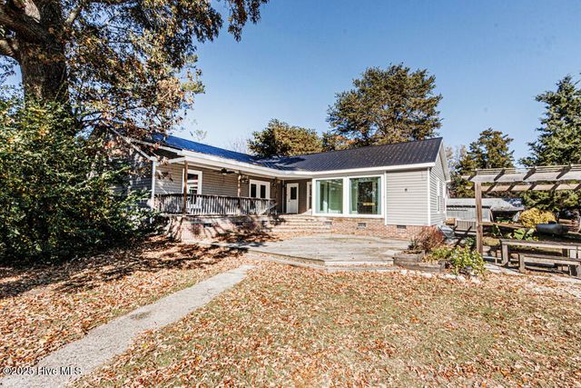 2141 Mcnair Road, Tarboro, NC 27886