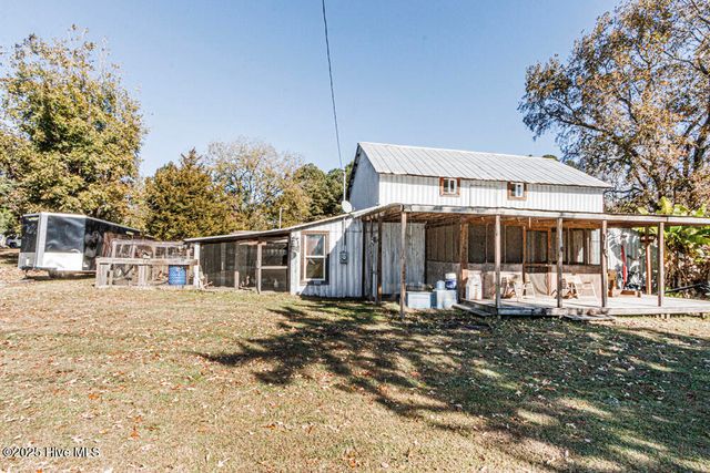 2141 Mcnair Road, Tarboro, NC 27886