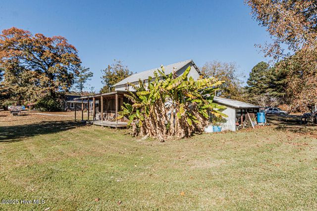 2141 Mcnair Road, Tarboro, NC 27886