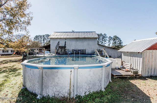 2141 Mcnair Road, Tarboro, NC 27886