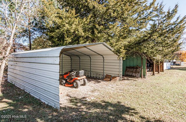 2141 Mcnair Road, Tarboro, NC 27886