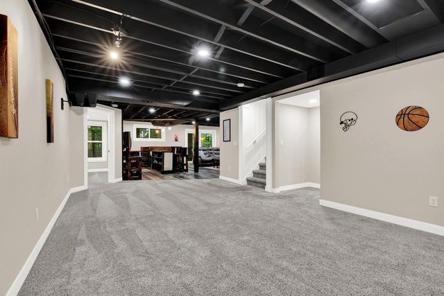 1753 Whispering Woods COURT, Richfield, WI 53076