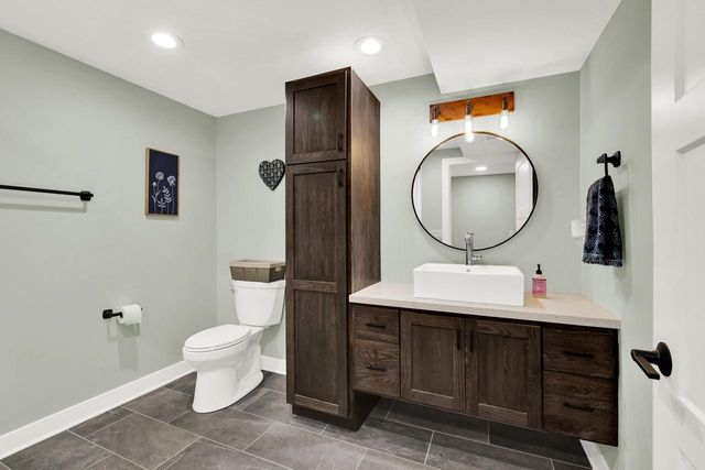 1753 Whispering Woods COURT, Richfield, WI 53076