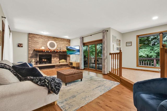1753 Whispering Woods COURT, Richfield, WI 53076