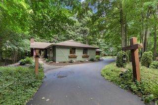1753 Whispering Woods COURT, Richfield, WI 53076