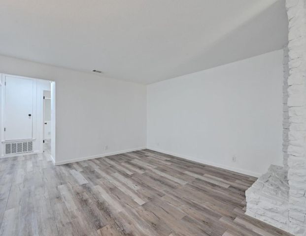2303 Cedrick CV D, Austin, TX 78748