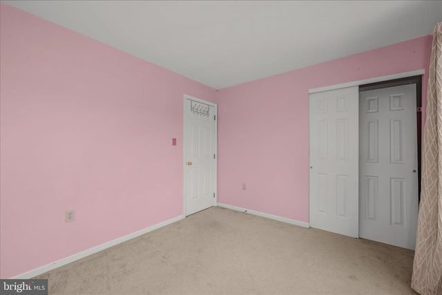 2509 HIGHLAND RIDGE RD, Berkeley Springs, WV 25411