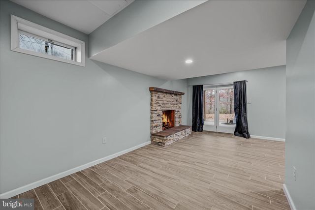 2509 HIGHLAND RIDGE RD, Berkeley Springs, WV 25411