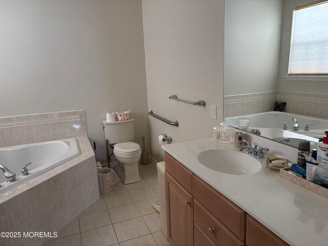 179 Mirage Boulevard, Barnegat, NJ 08005