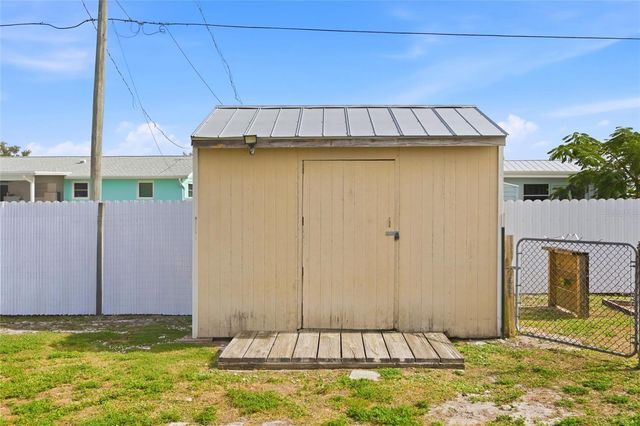 3276 PINETREE STREET, Port Charlotte, FL 33952