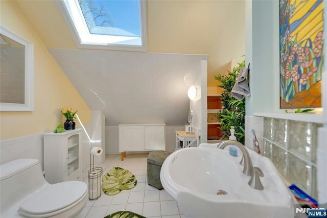 258 Ross Avenue, Hackensack, NJ 07601