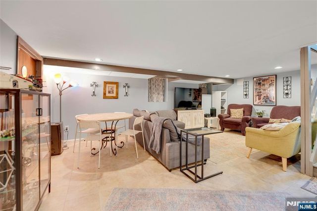 258 Ross Avenue, Hackensack, NJ 07601