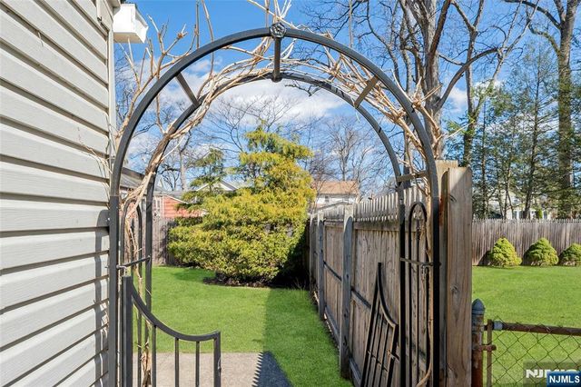 258 Ross Avenue, Hackensack, NJ 07601