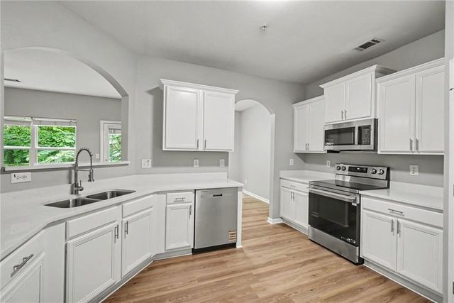 208 Ranier Court, Canton, GA 30114