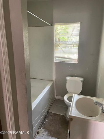 210 Lilly Street, Lafayette, LA 70501