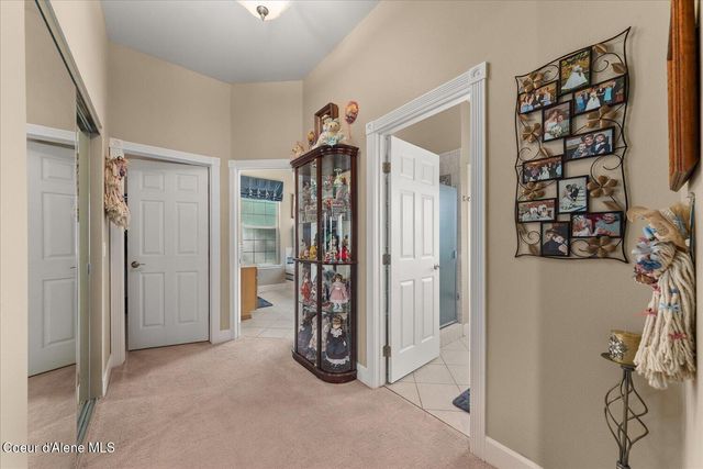 16703 W Riverview DR, Post Falls, ID 83854