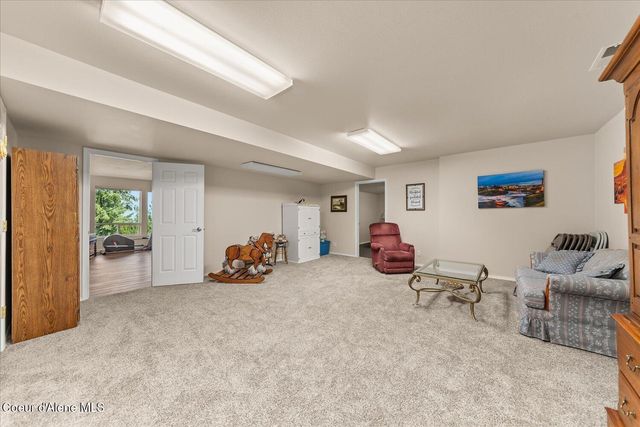 16703 W Riverview DR, Post Falls, ID 83854