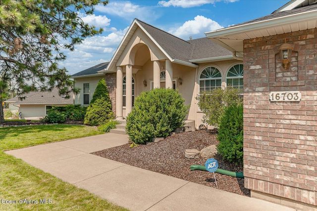 16703 W Riverview DR, Post Falls, ID 83854
