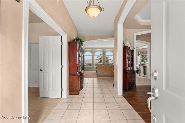 16703 W Riverview DR, Post Falls, ID 83854