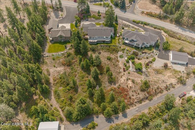 16703 W Riverview DR, Post Falls, ID 83854