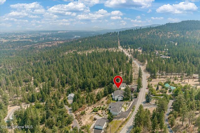 16703 W Riverview DR, Post Falls, ID 83854