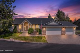 16703 W Riverview DR, Post Falls, ID 83854