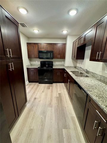 1912 W GRACE STREET, Tampa, FL 33607