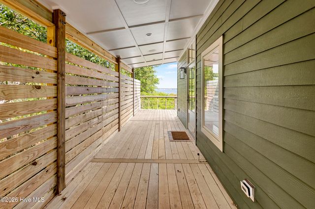 5709 E Landing Court, Emerald Isle, NC 28594