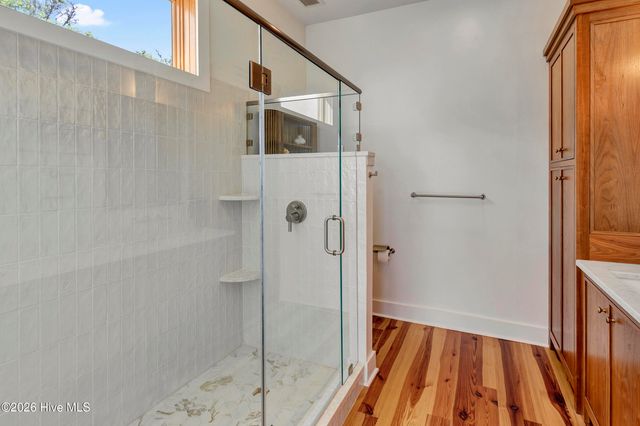 5709 E Landing Court, Emerald Isle, NC 28594