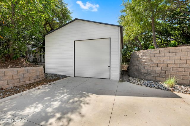 5709 E Landing Court, Emerald Isle, NC 28594