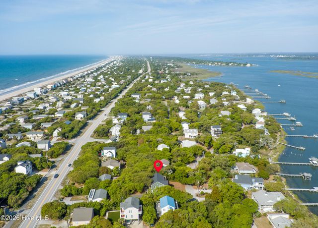 5709 E Landing Court, Emerald Isle, NC 28594