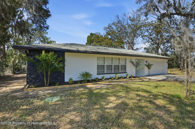3708 N Hiawatha Terrace, Crystal River, FL 34428