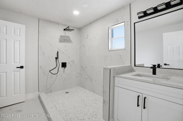 3708 N Hiawatha Terrace, Crystal River, FL 34428