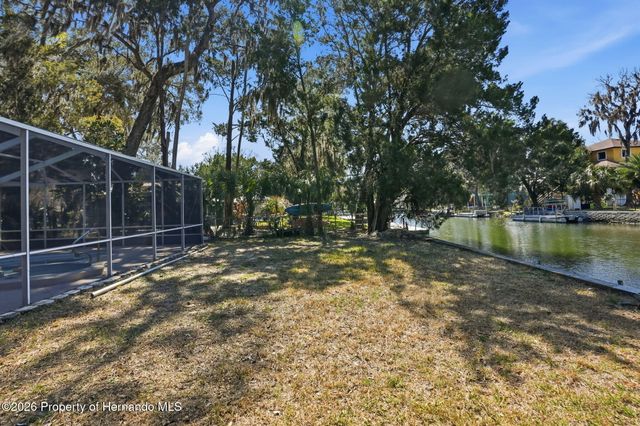 3708 N Hiawatha Terrace, Crystal River, FL 34428