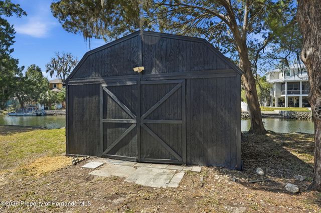 3708 N Hiawatha Terrace, Crystal River, FL 34428