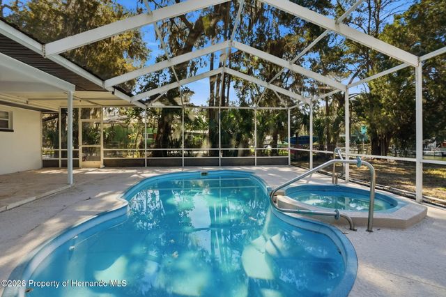 3708 N Hiawatha Terrace, Crystal River, FL 34428