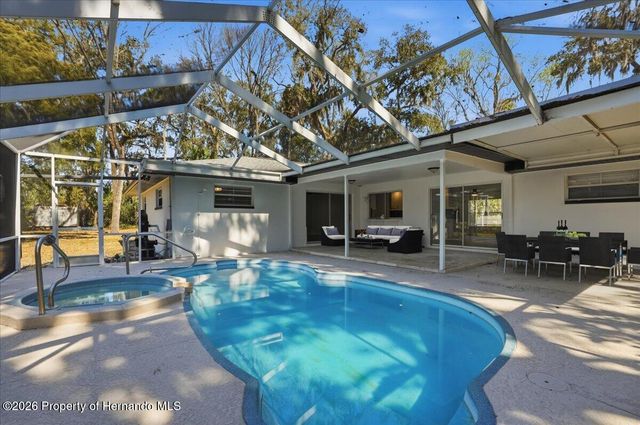 3708 N Hiawatha Terrace, Crystal River, FL 34428