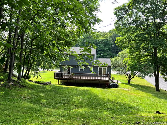 50 Raker Road, Poughkeepsie, NY 12603