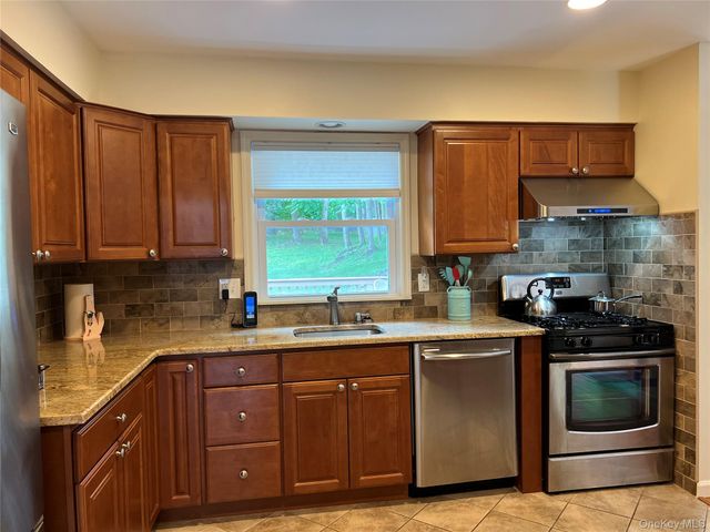 50 Raker Road, Poughkeepsie, NY 12603