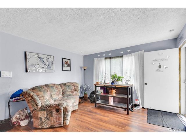 2921 Jasmine St, Denver, CO 80207