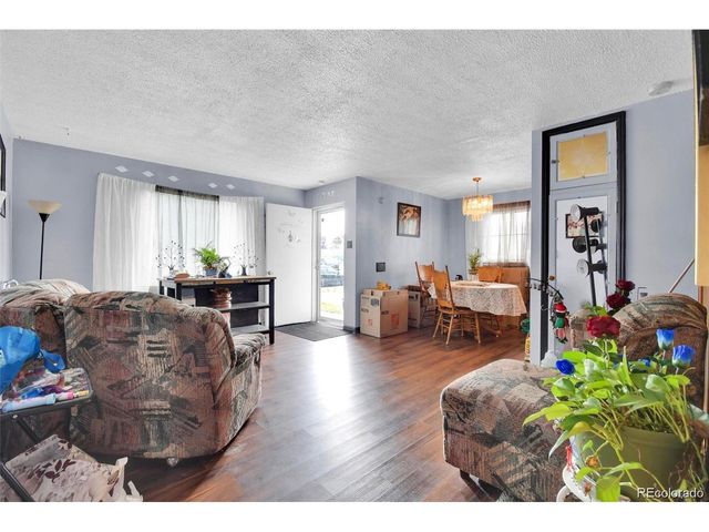 2921 Jasmine St, Denver, CO 80207