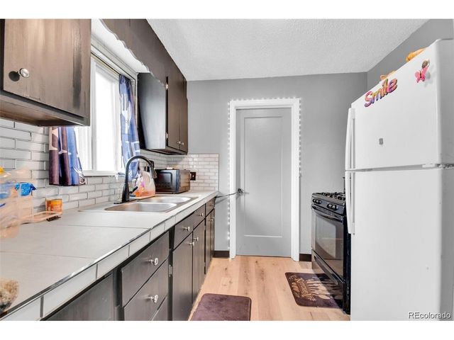 2921 Jasmine St, Denver, CO 80207