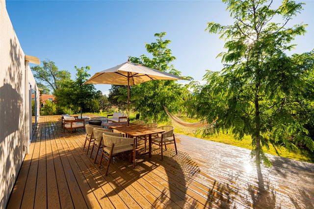 2115 Calle Azulejo, Santa Fe, NM 87505