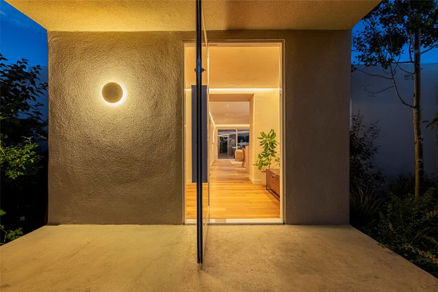 2115 Calle Azulejo, Santa Fe, NM 87505