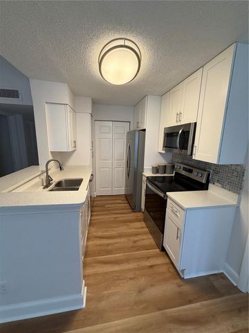 11520 WESTWOOD 527, Orlando, FL 32821