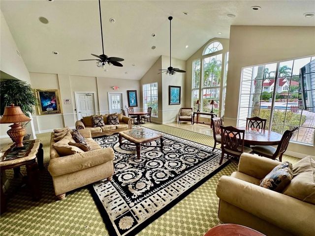 11520 WESTWOOD 527, Orlando, FL 32821
