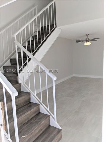 8550 SW 109th Ave 5-207, Miami, FL 33173